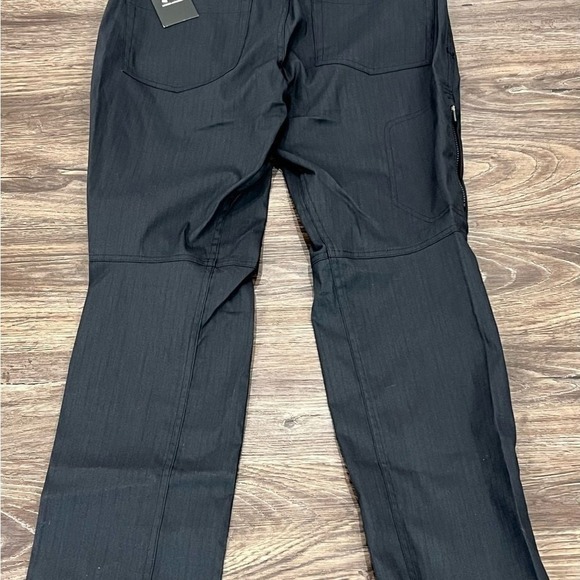 Under Armour Men's Enduro Elite Flat Front Loose Pant 32/30- New With Tags! - Picture 7 of 9